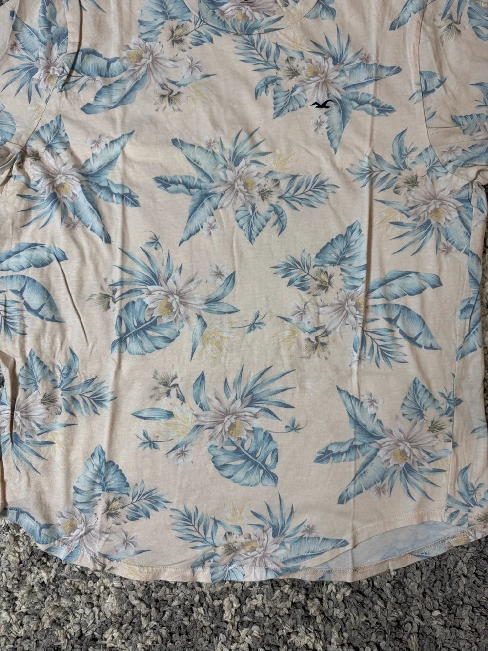 Hollister, Mens Light Pink Tropical Floral Print Short Sleeve Tshirt, XL - Picture 2 of 4
